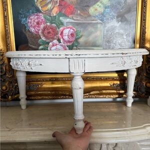 Mini French style stand